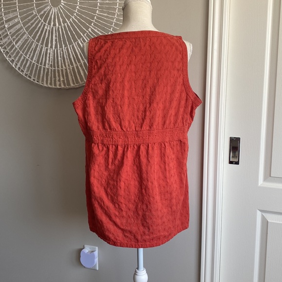 Encore - Burnt Orange Tank with Embroidered Dots - Picture 3 of 10